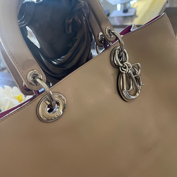 ✨Diorissimo Large Purse✨ - Picture 14 of 16